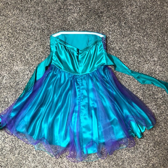 Homecoming dress - Picture 2 of 3